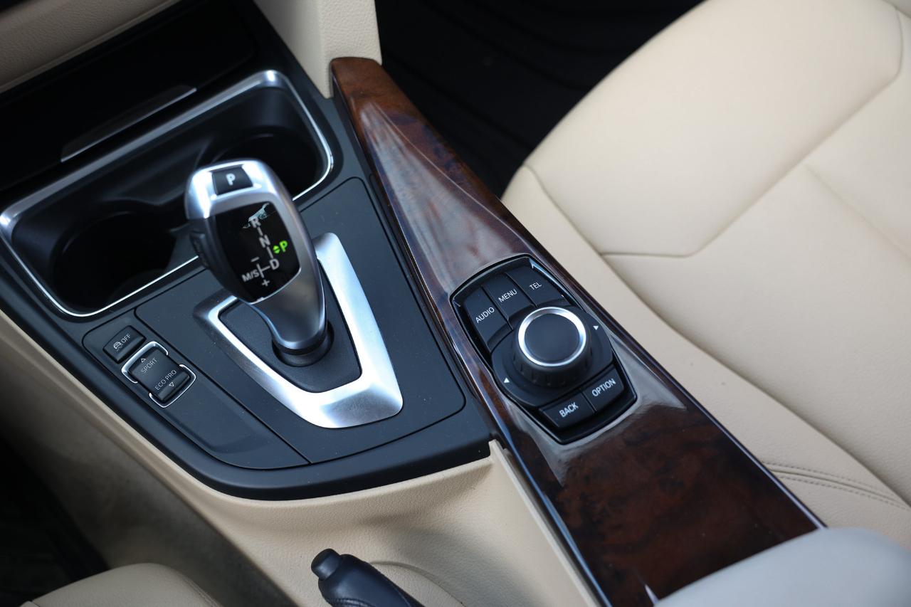 BMW 320i  2014