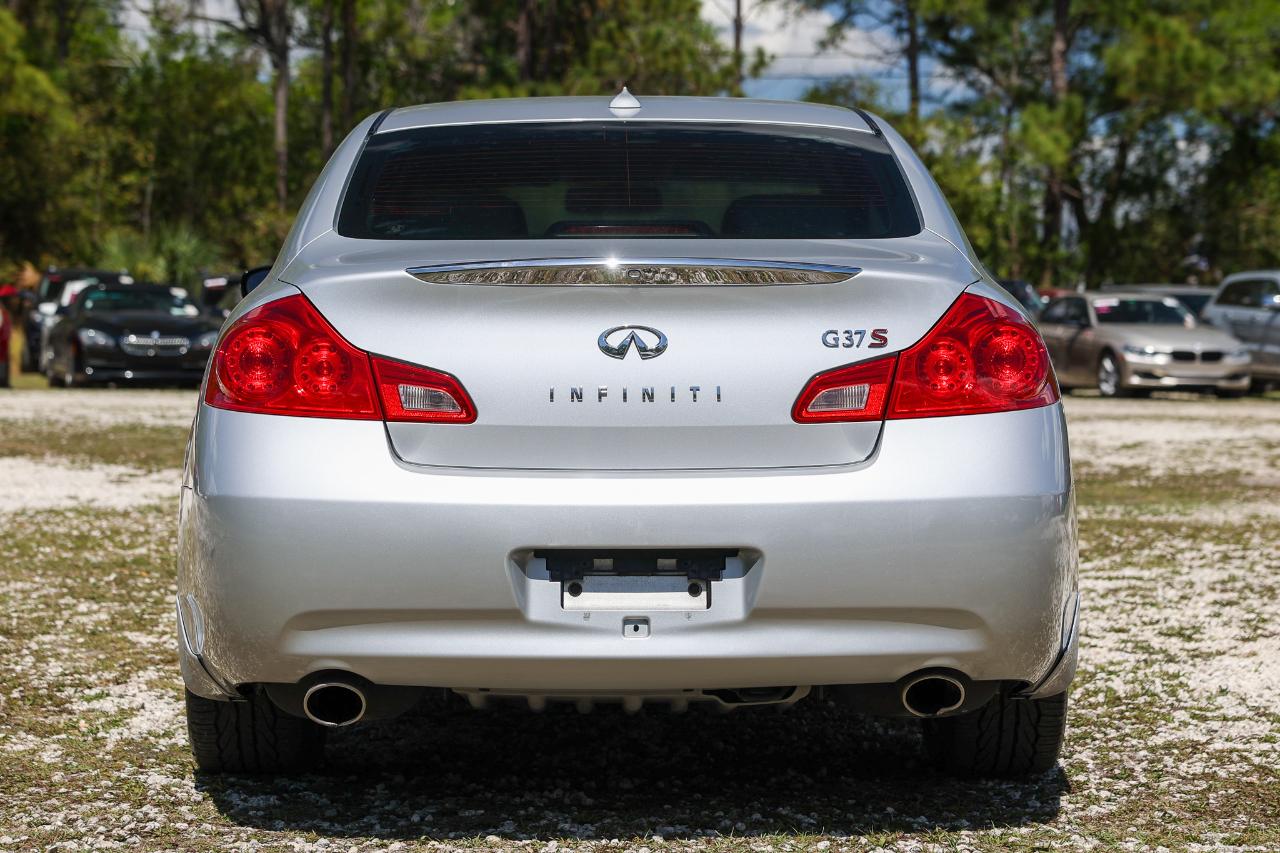 Infiniti G37 Sedan  2009