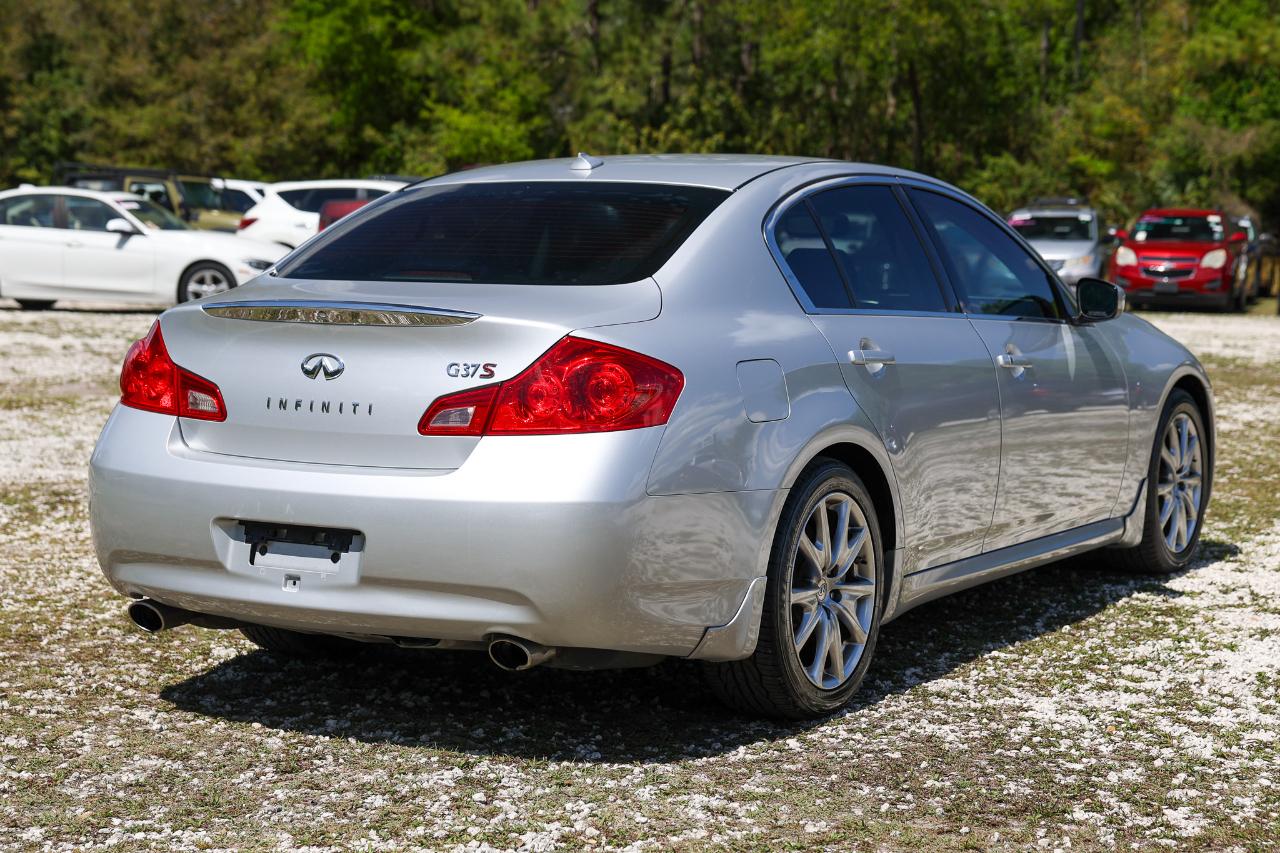 Infiniti G37 Sedan  2009