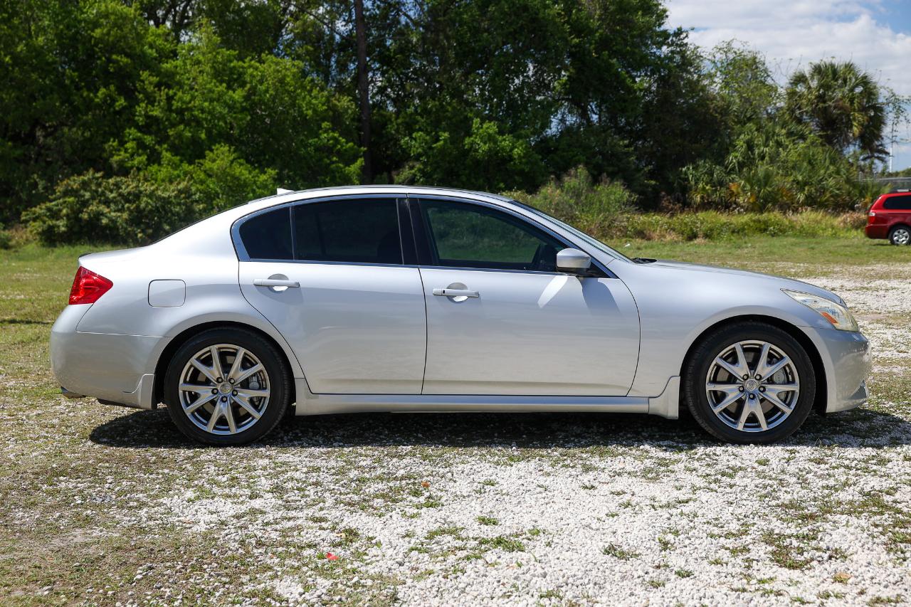 Infiniti G37 Sedan  2009