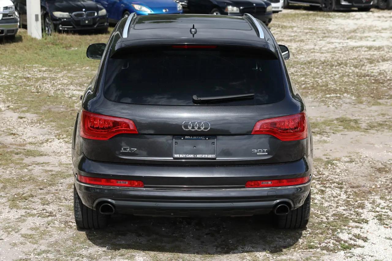 Audi Q7  2015