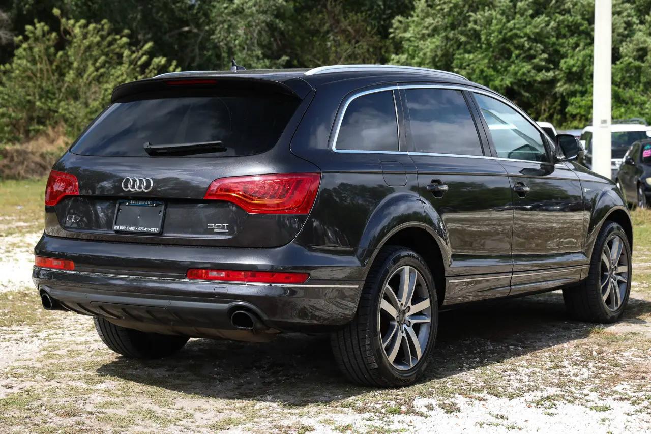 Audi Q7  2015