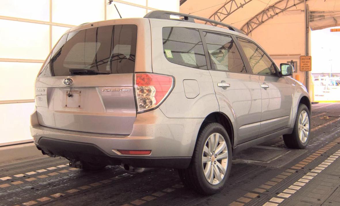 Subaru Forester  2011