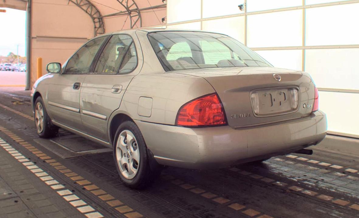 Nissan Sentra  2004