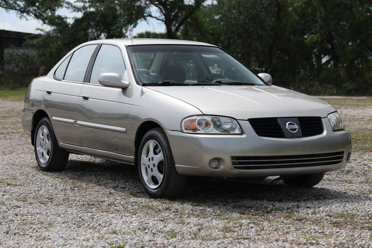 Nissan Sentra  2004