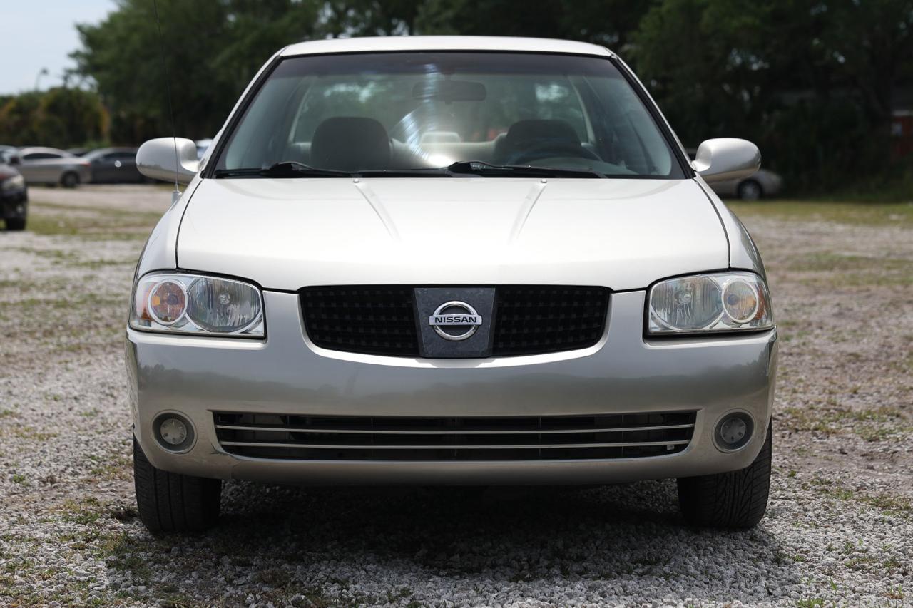 Nissan Sentra  2004