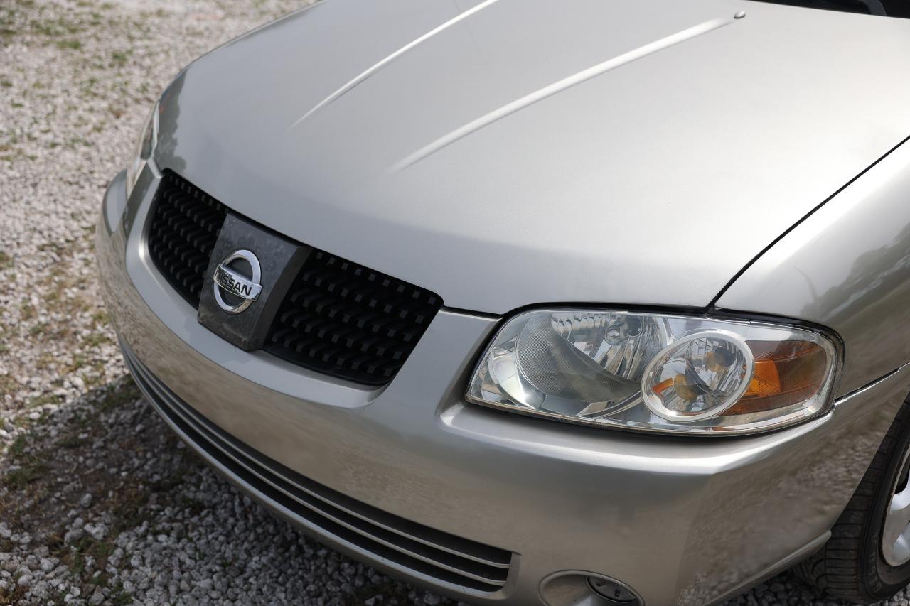 Nissan Sentra  2004