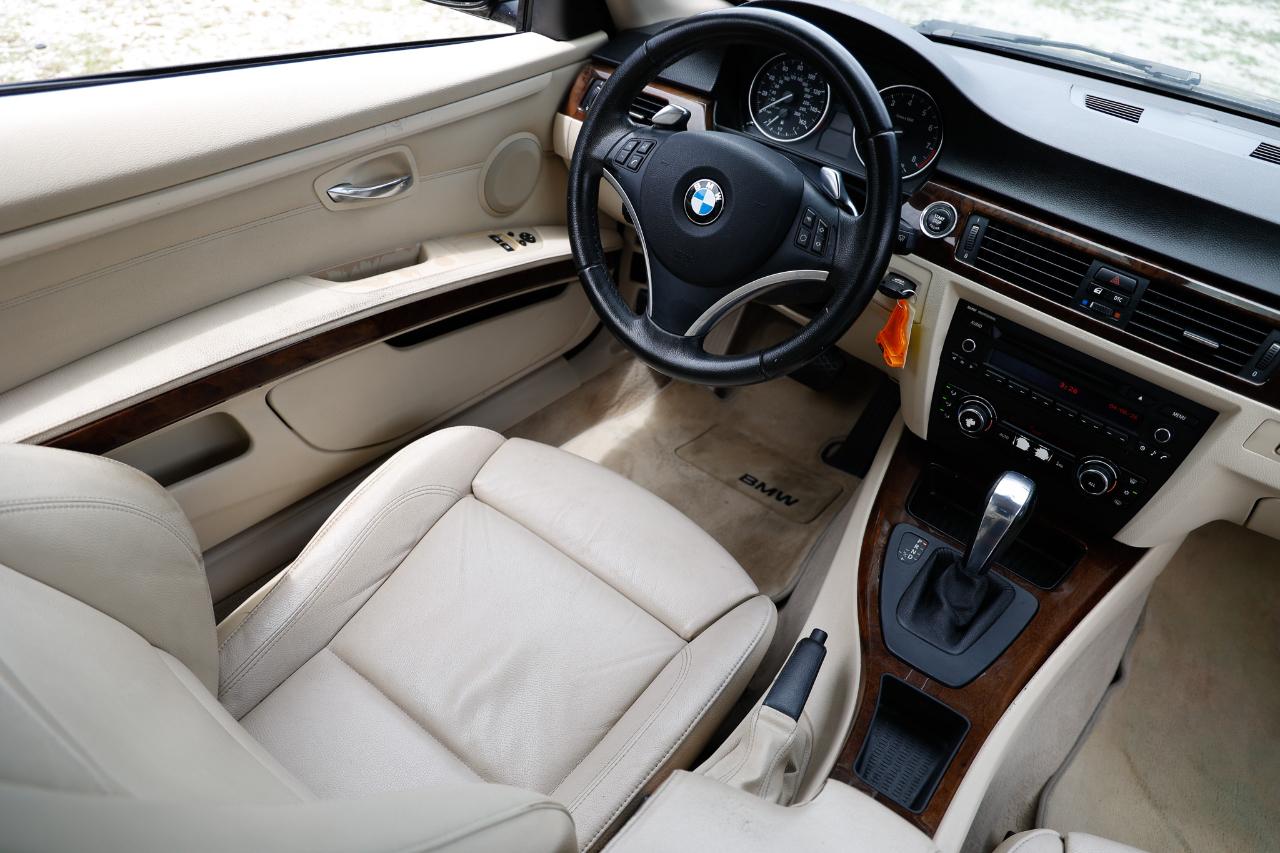 BMW 328i  2010