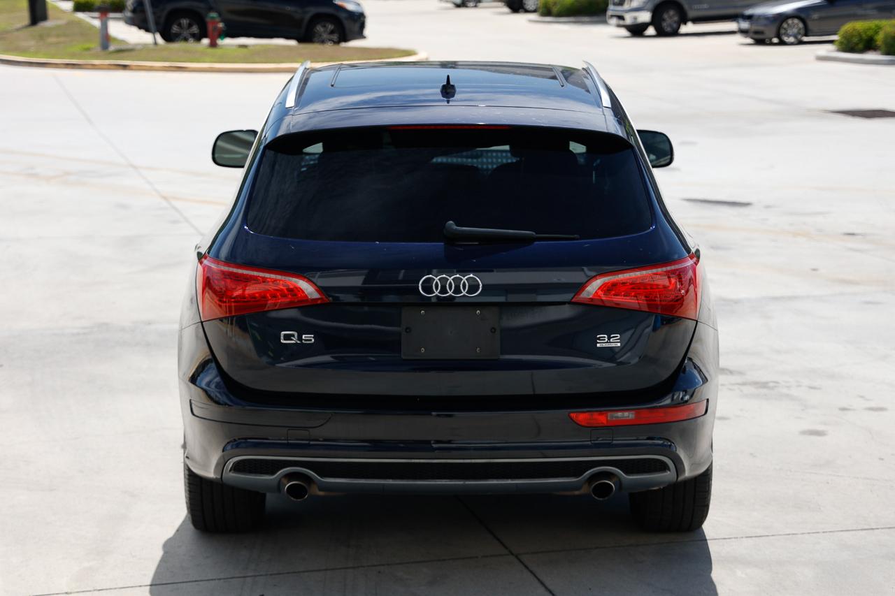 Audi Q5  2011