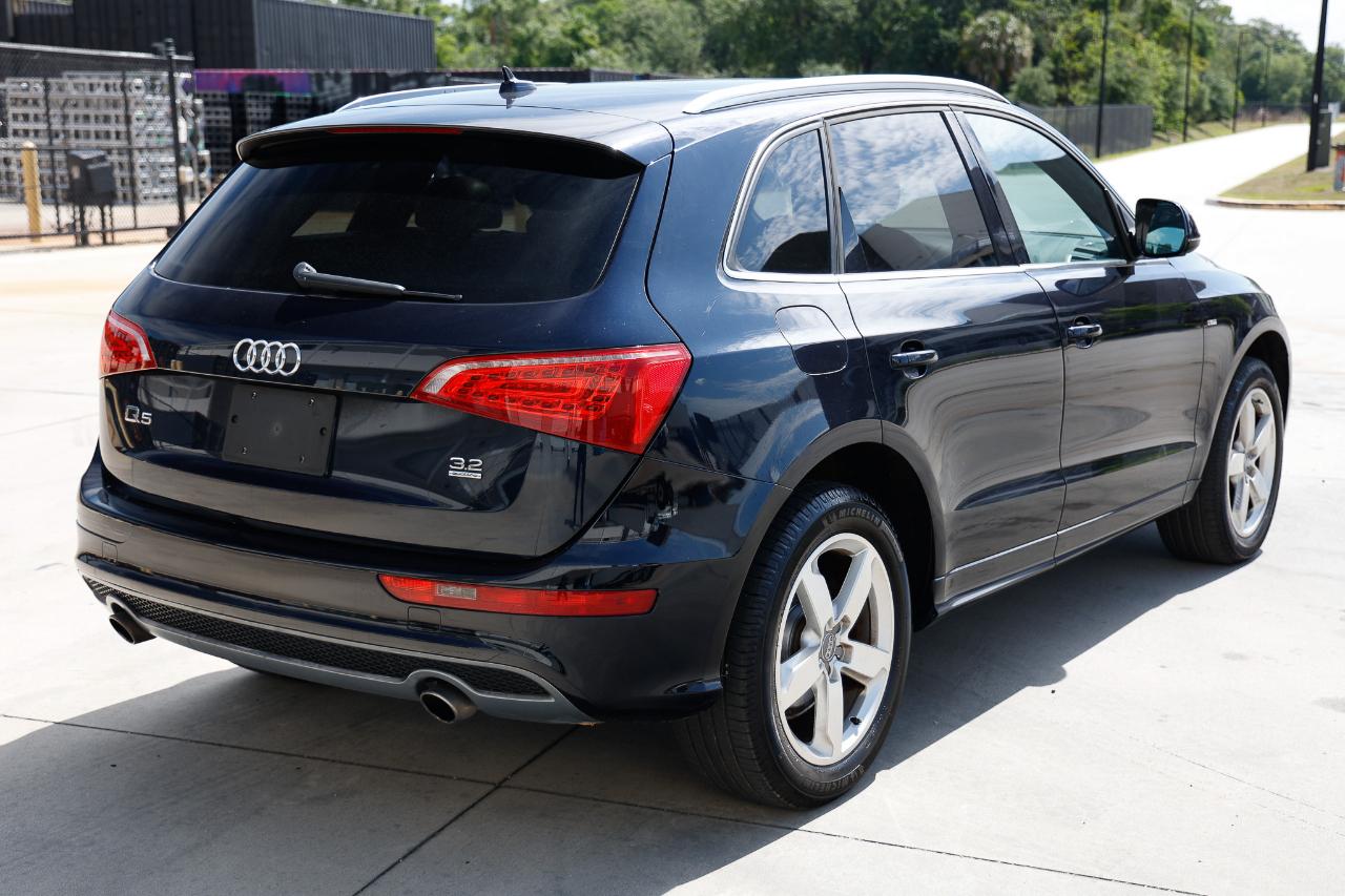 Audi Q5  2011