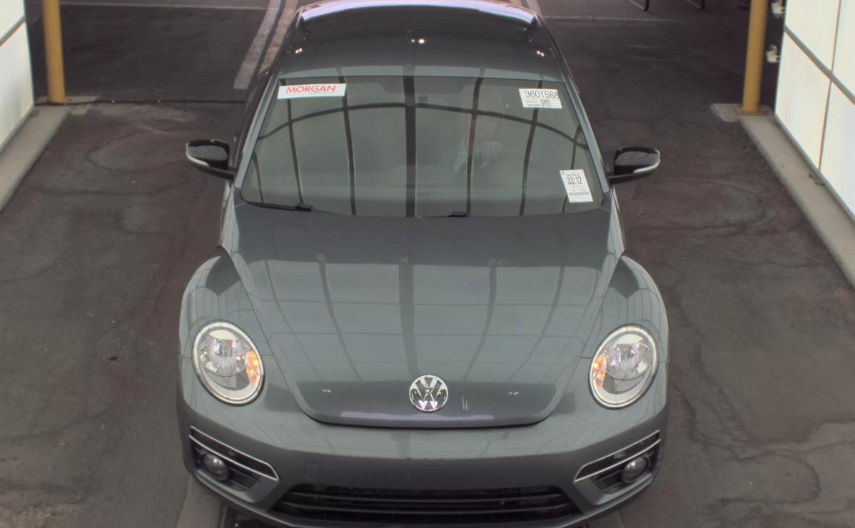 Volkswagen Beetle Coupe  2013
