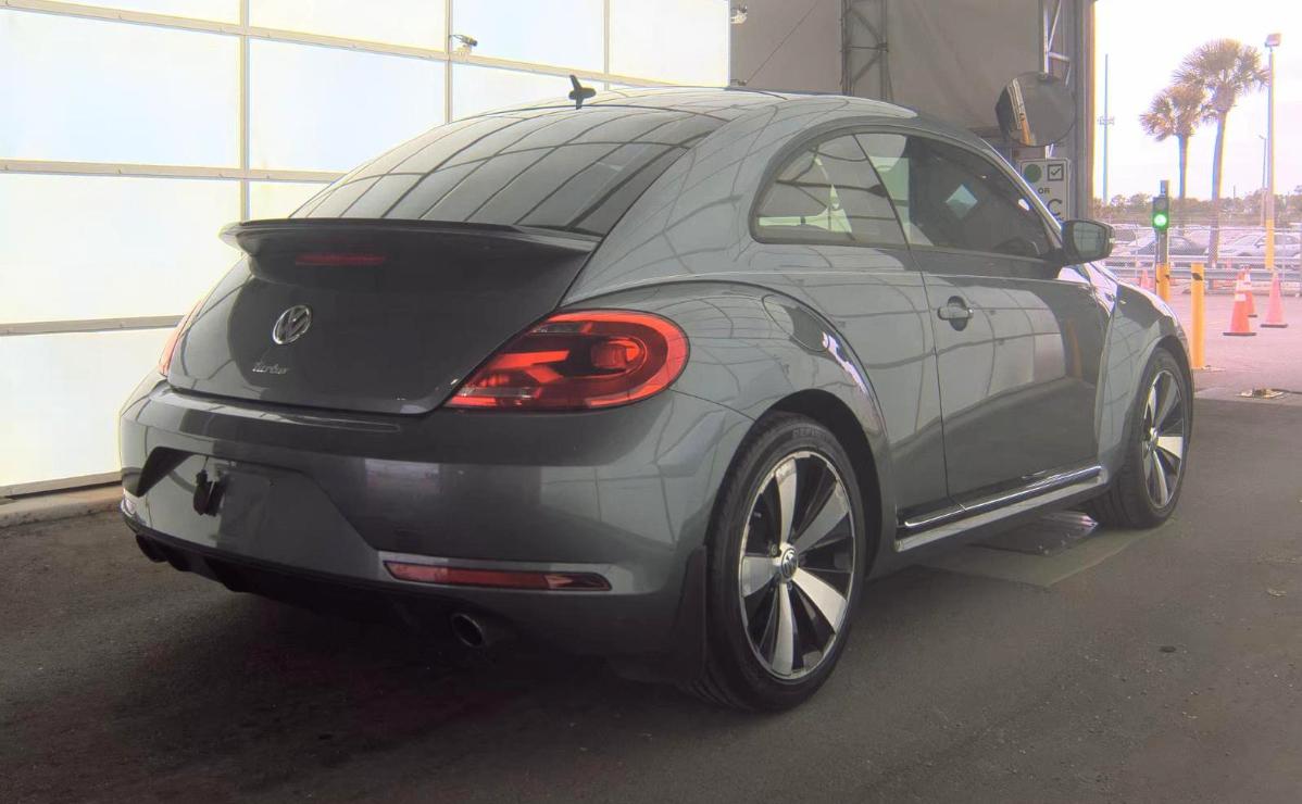Volkswagen Beetle Coupe  2013