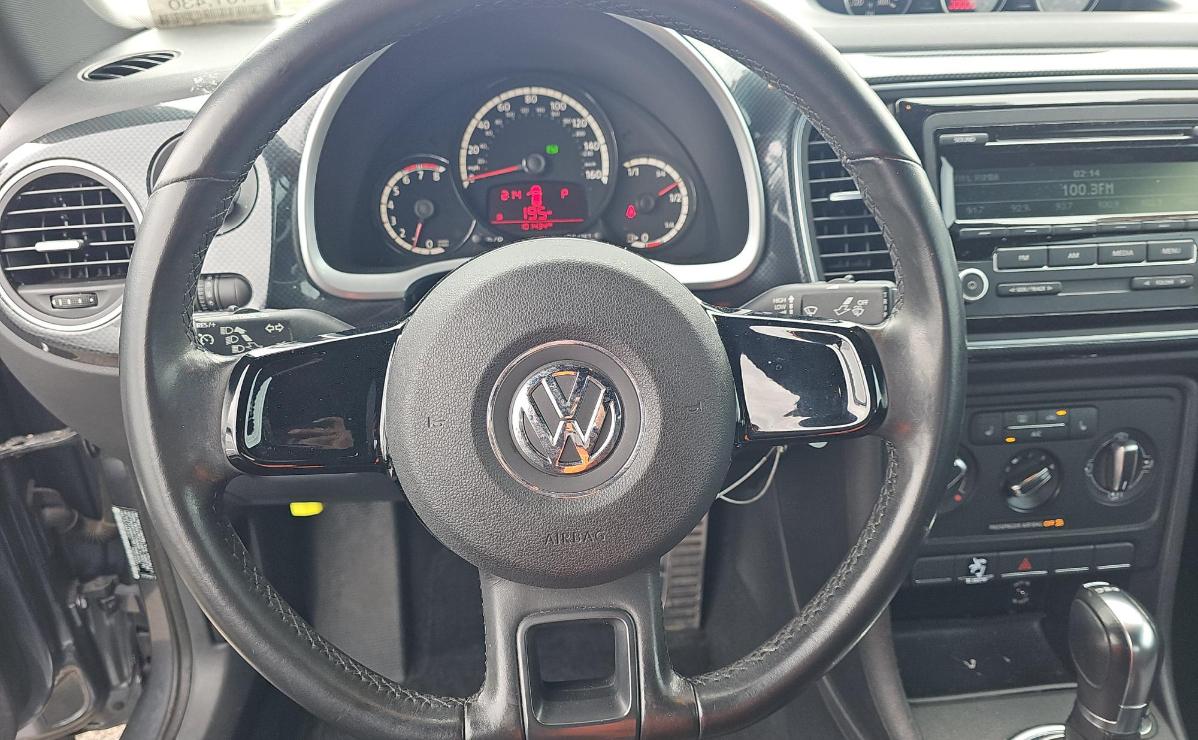 Volkswagen Beetle Coupe  2013