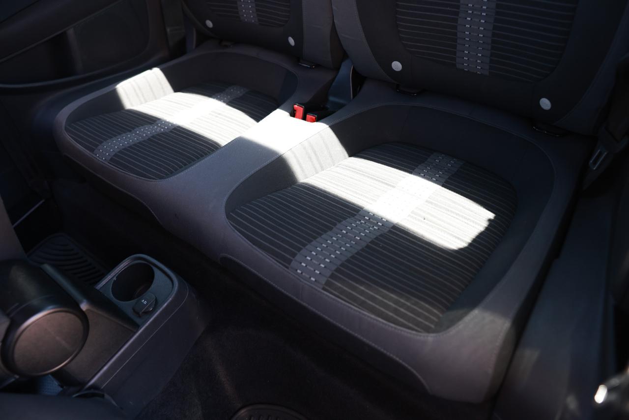 Volkswagen Beetle Coupe  2013