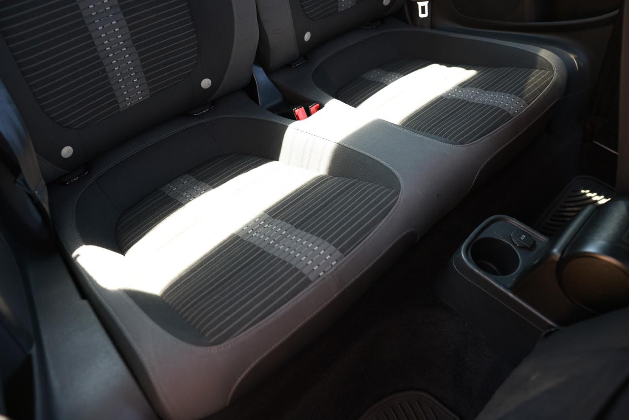 Volkswagen Beetle Coupe  2013