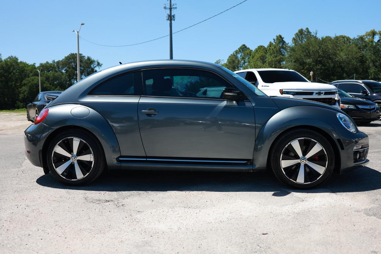 Volkswagen Beetle Coupe  2013