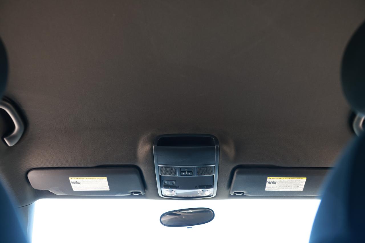 Volkswagen Beetle Coupe  2013