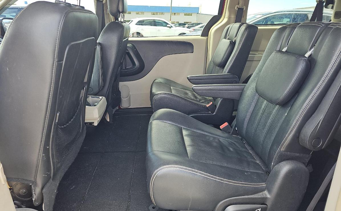 Chrysler Town & Country  2016