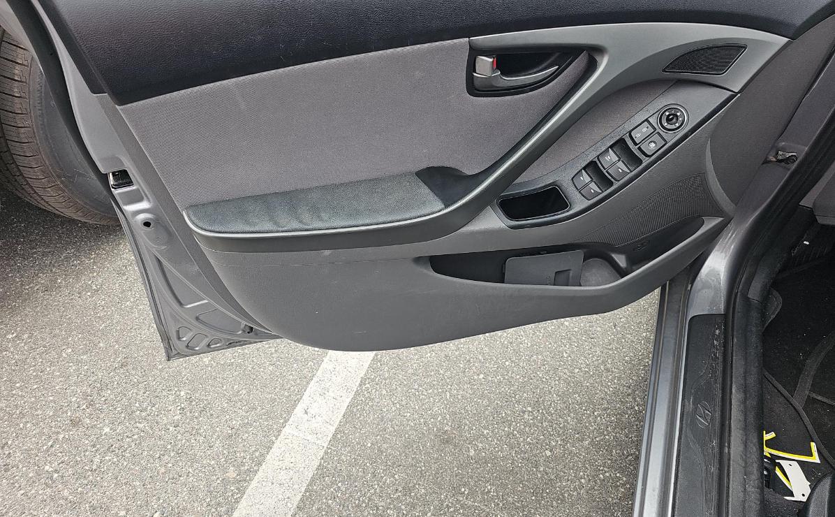 Hyundai Elantra  2016