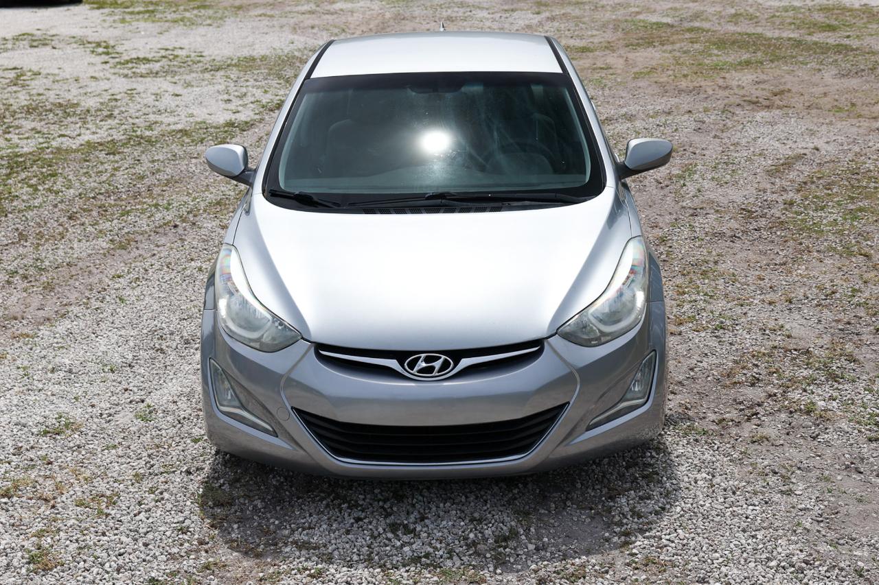 Hyundai Elantra  2016