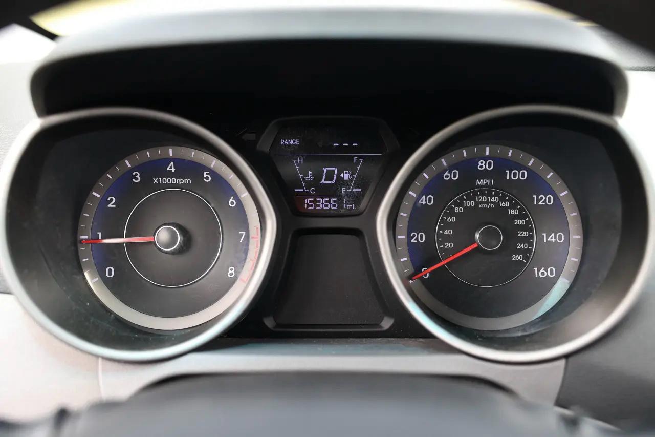 Hyundai Elantra  2016