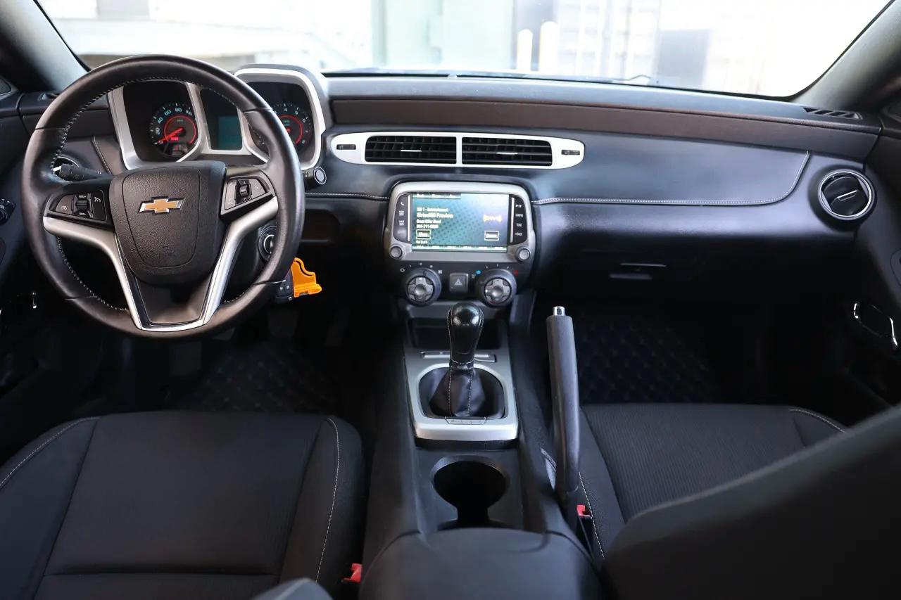 Chevrolet Camaro  2014