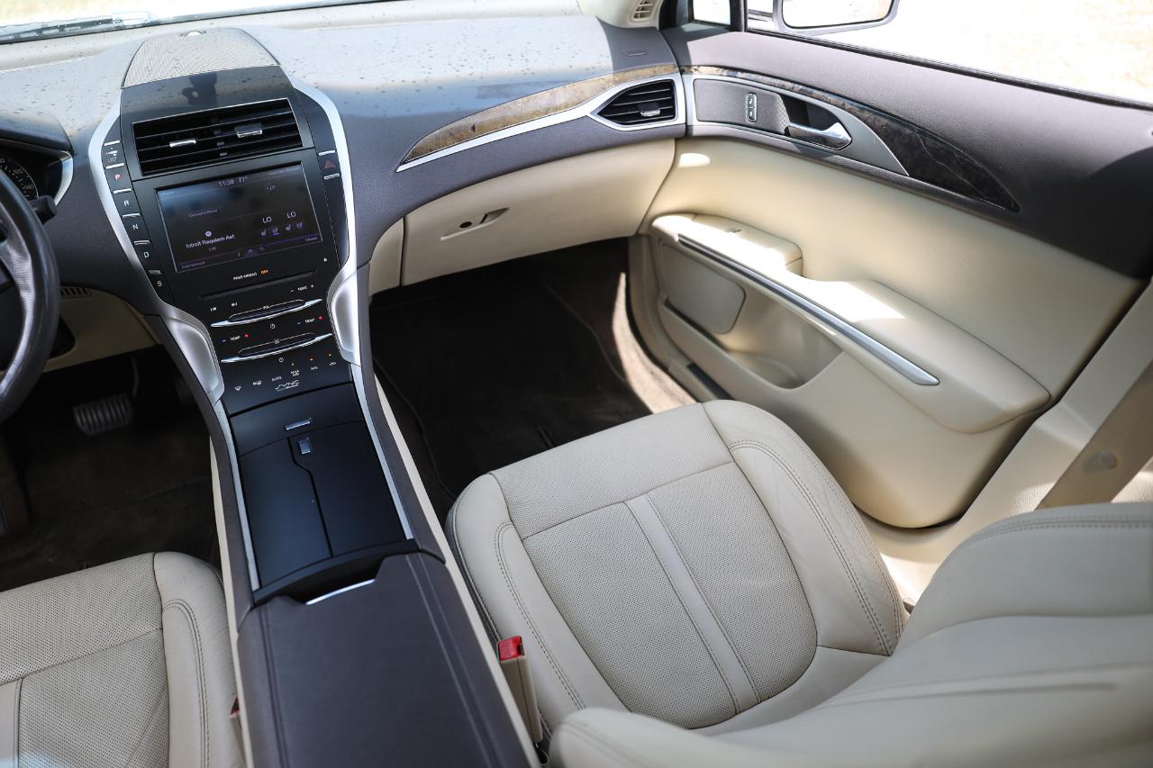 Lincoln MKZ  2013