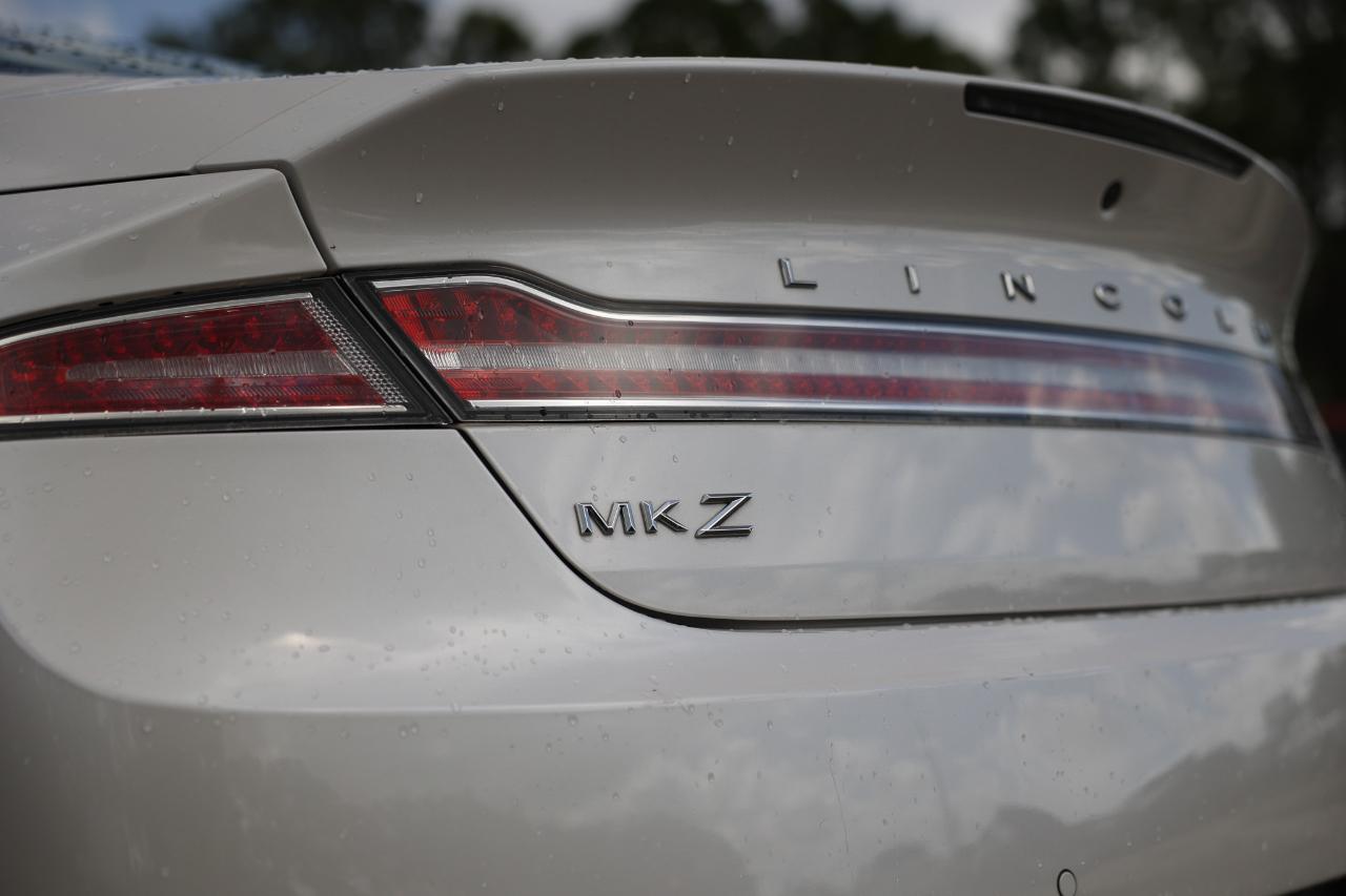 Lincoln MKZ  2013