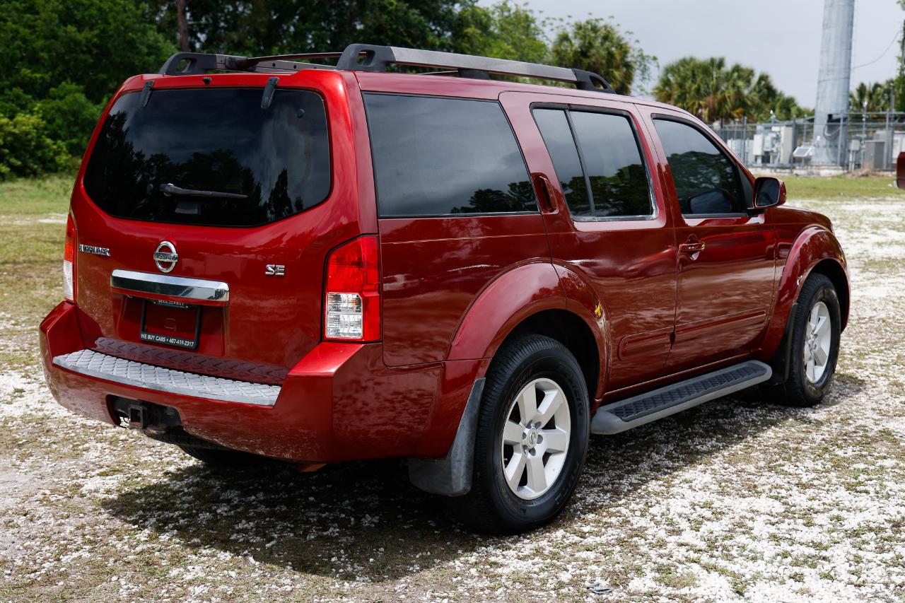 Nissan Pathfinder  2008