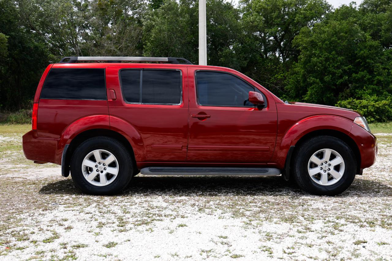 Nissan Pathfinder  2008