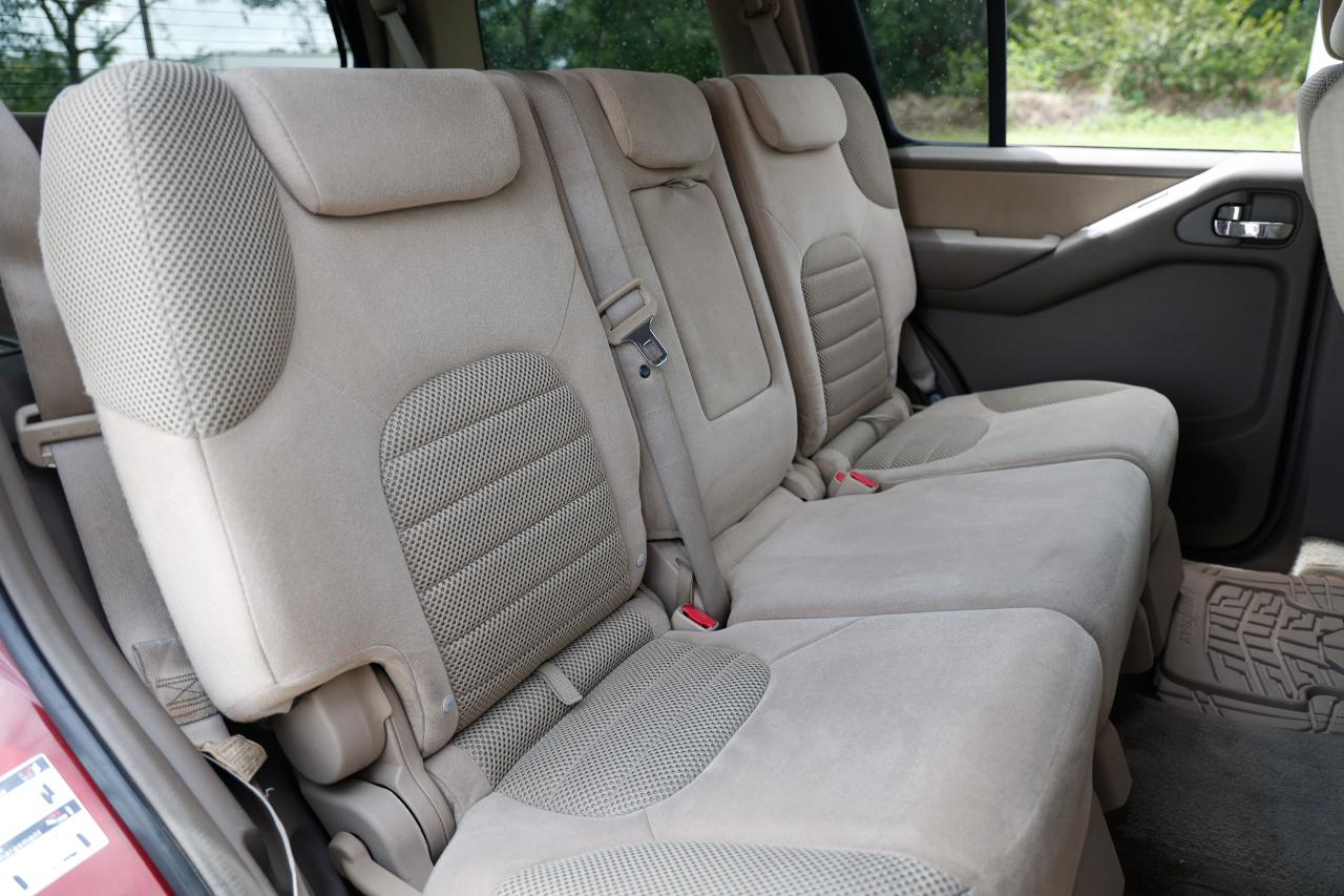 Nissan Pathfinder  2008