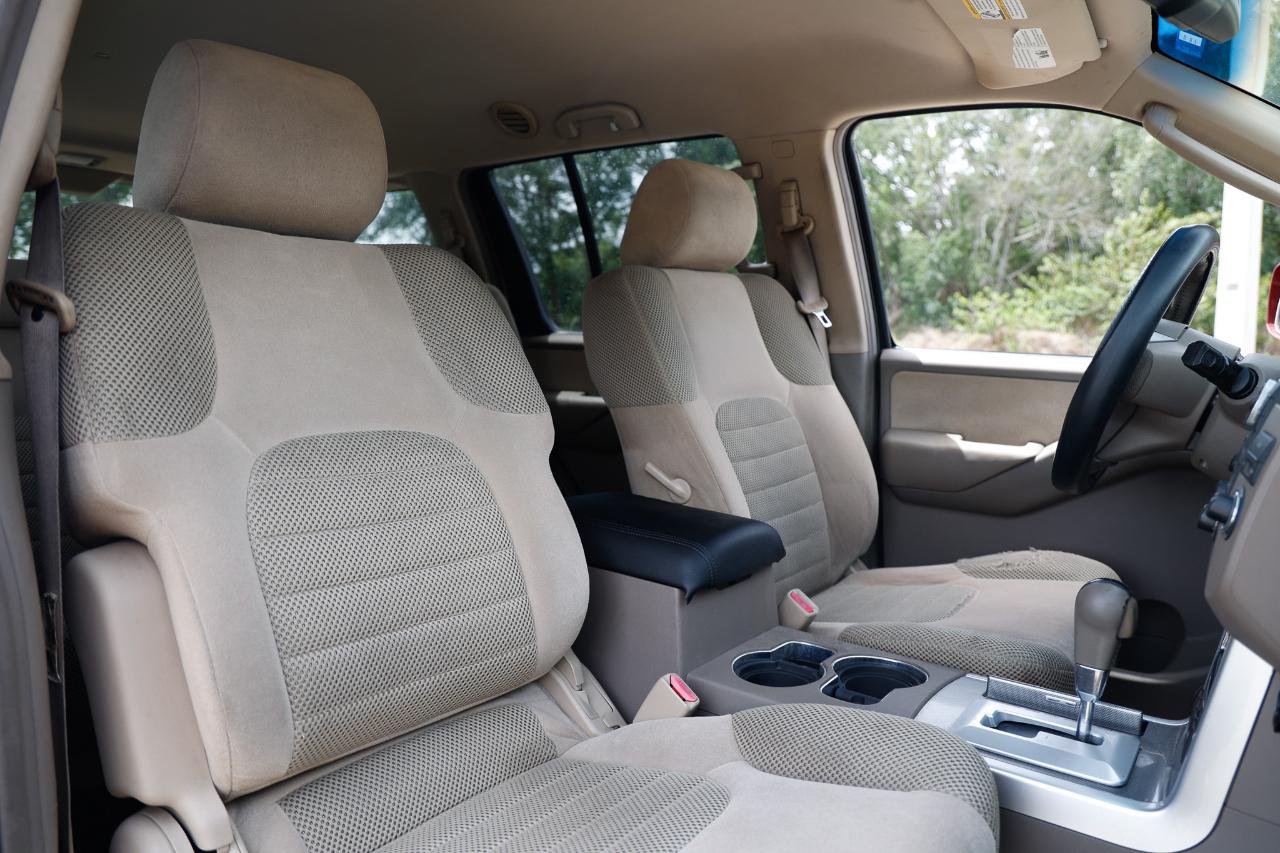 Nissan Pathfinder  2008