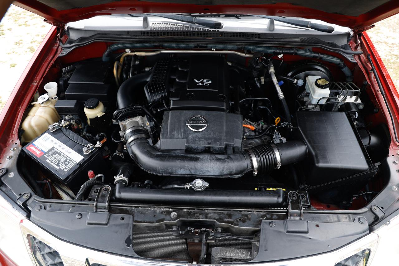 Nissan Pathfinder  2008