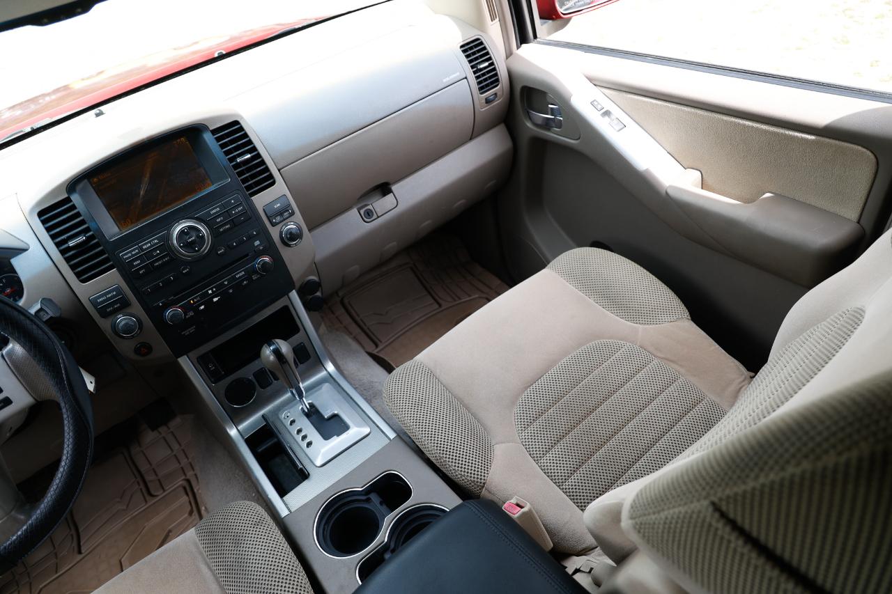 Nissan Pathfinder  2008