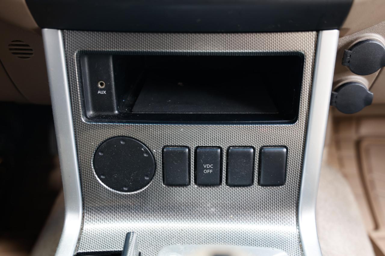 Nissan Pathfinder  2008