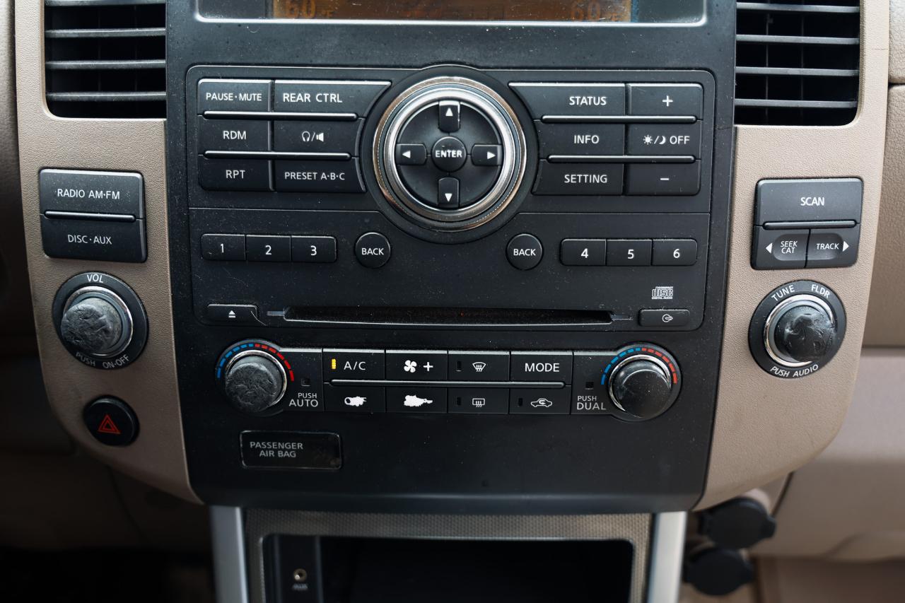 Nissan Pathfinder  2008