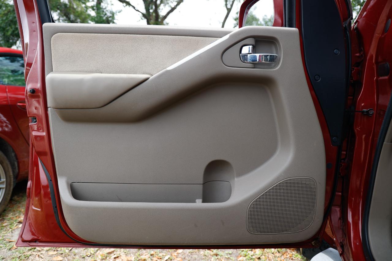 Nissan Pathfinder  2008