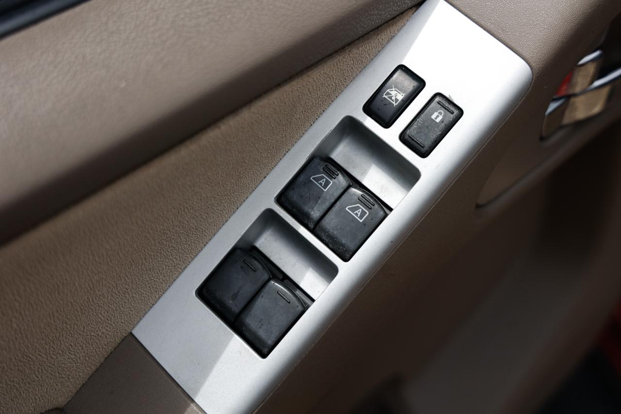 Nissan Pathfinder  2008