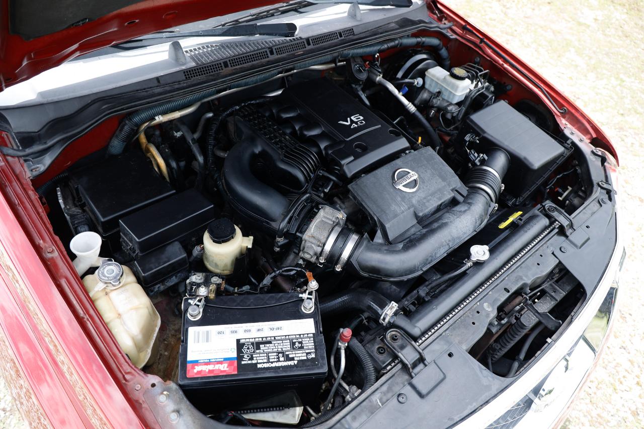 Nissan Pathfinder  2008