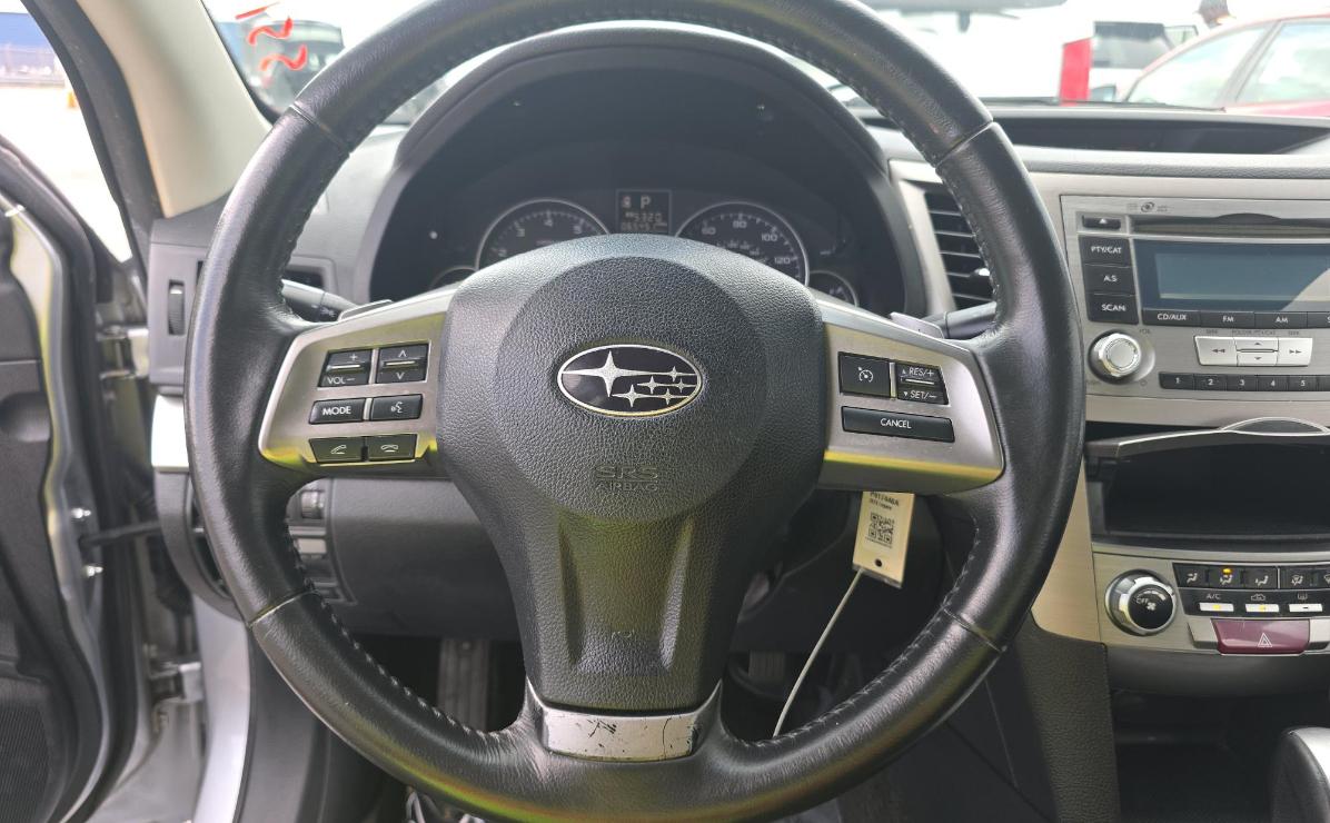 Subaru Legacy  2013