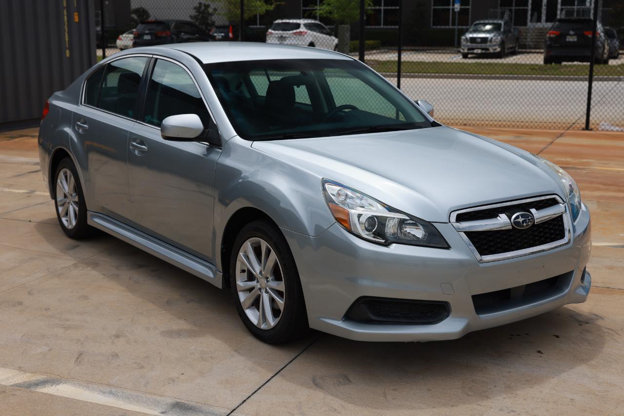 Subaru Legacy  2013