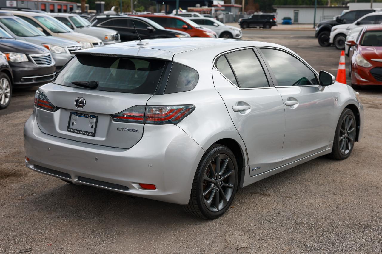 Lexus CT 200h  2013