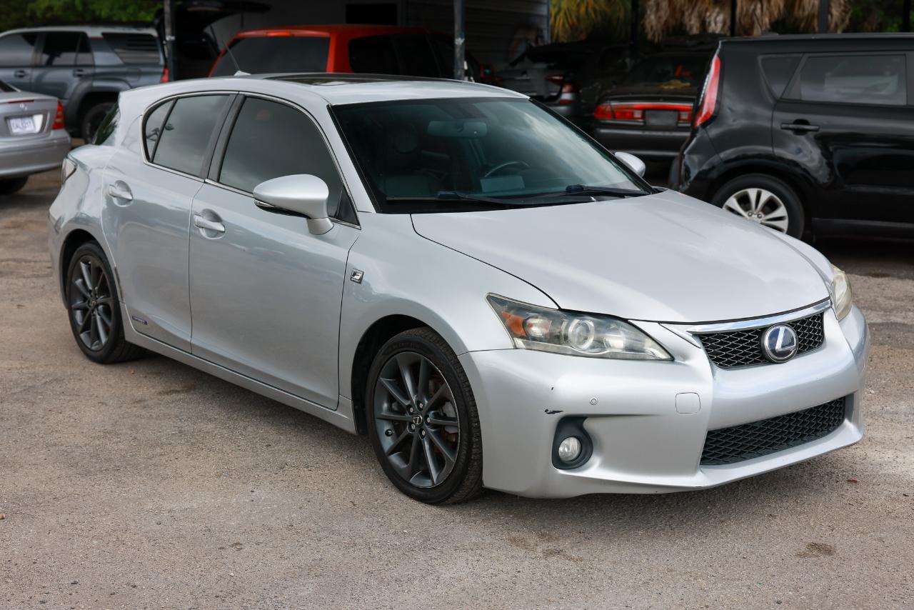 Lexus CT 200h  2013