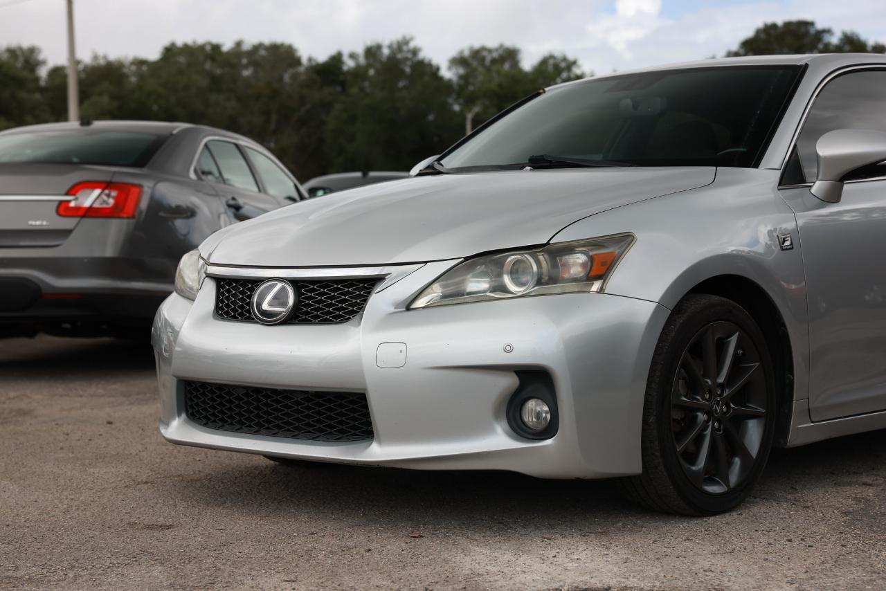 Lexus CT 200h  2013