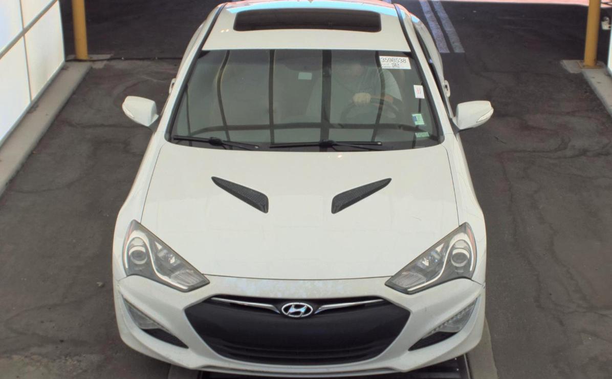 Hyundai Genesis Coupe  2013