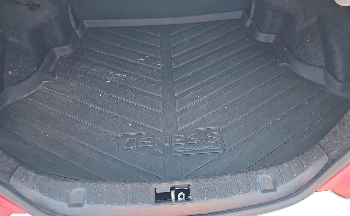 Hyundai Genesis Coupe  2013