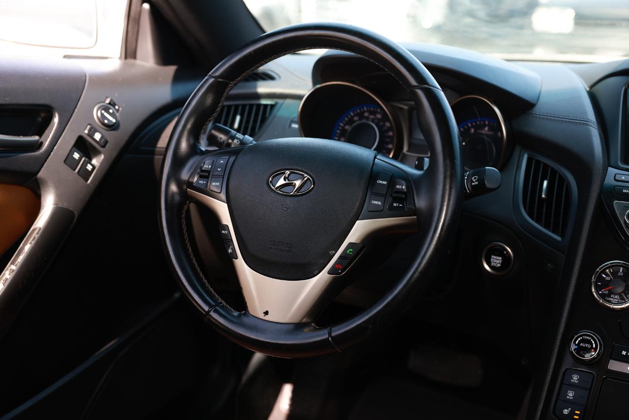 Hyundai Genesis Coupe  2013