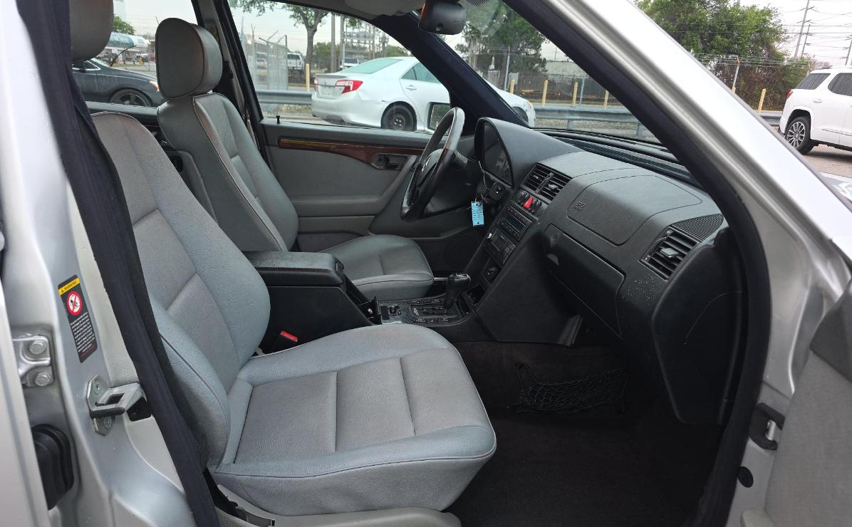 Mercedes-Benz C280  2000