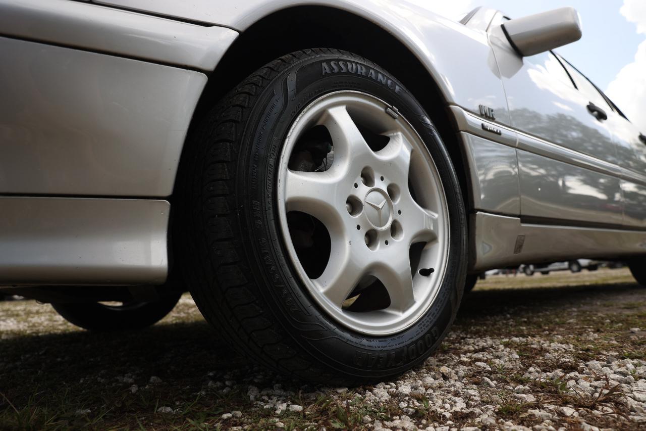 Mercedes-Benz C280  2000