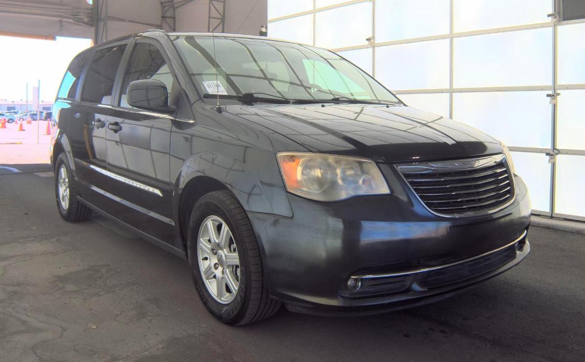 Chrysler Town & Country  2012